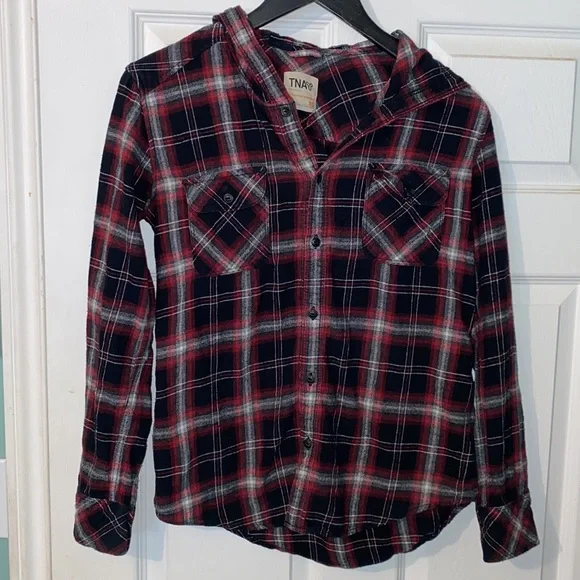 3/$30 TNA Flannel Top - Picture 2 of 6